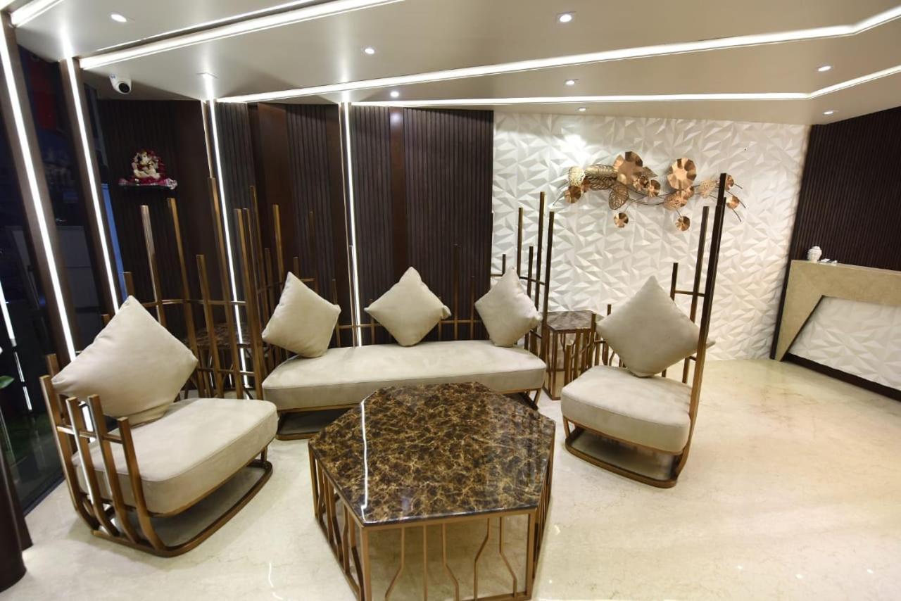 Jw Cruise Hotel อัจเมอร์ ภายนอก รูปภาพ